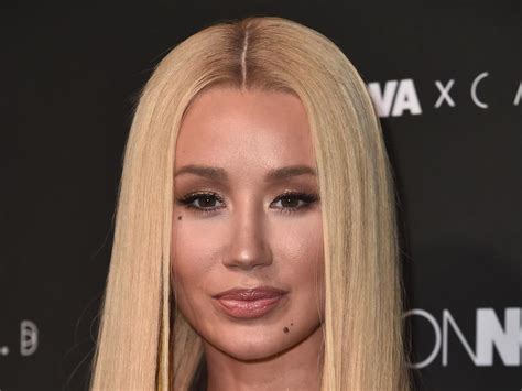 Iggy Azalea nude photos leaked on internet